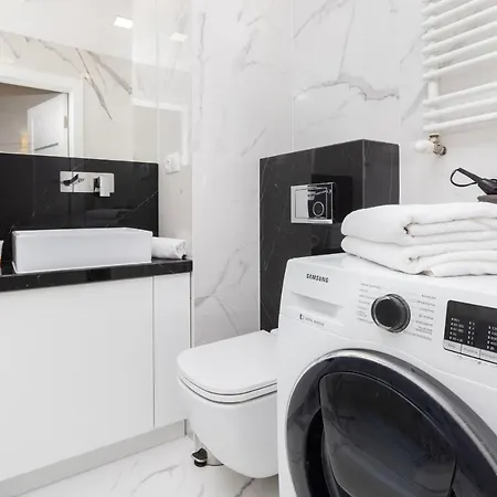 Apartment Stylish Two Bedroom Nasypowa By Renters