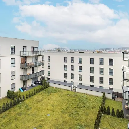 Stylish Two Bedroom Nasypowa By Renters *